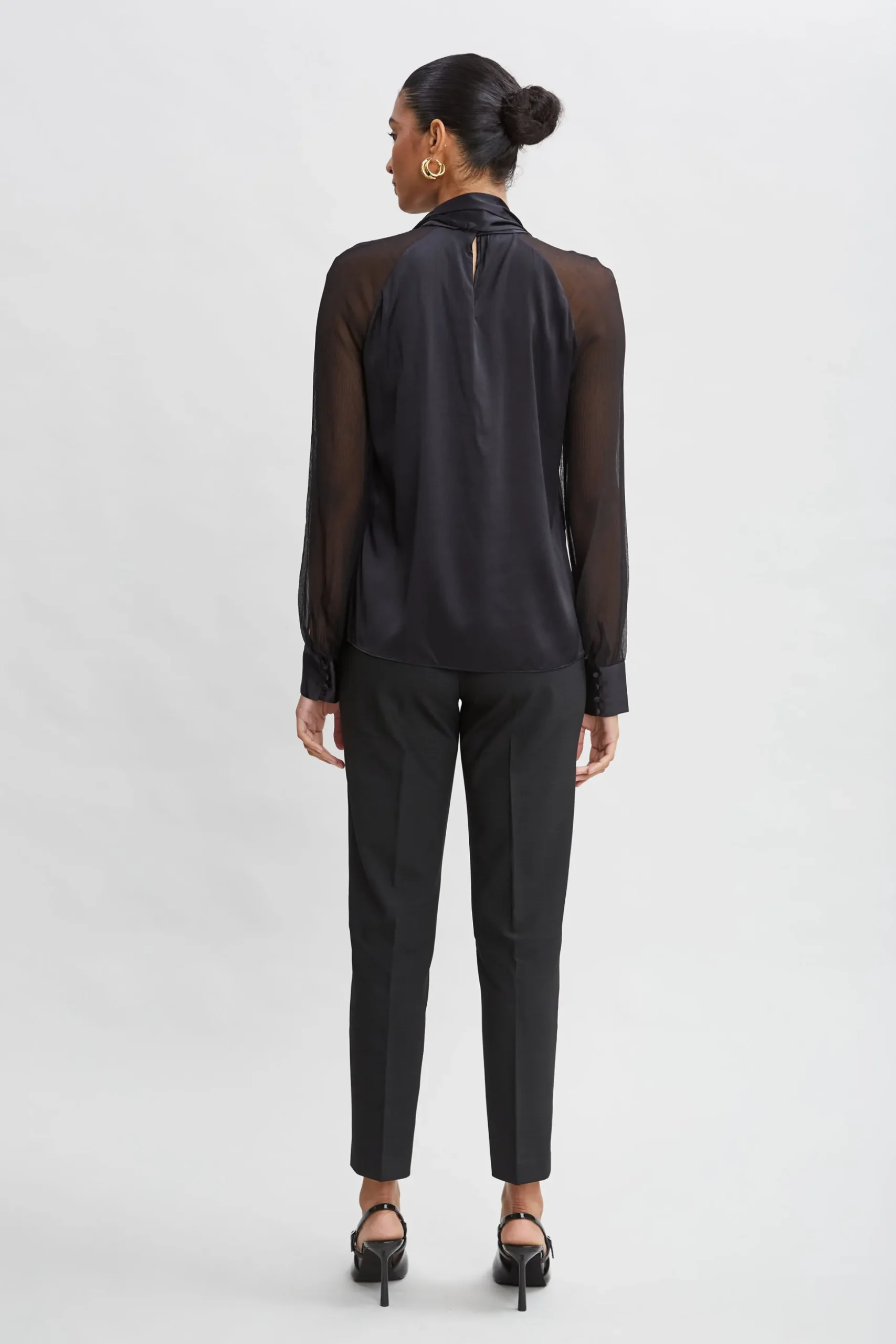 Elie Tahari Tops & Sweaters-Chiffon Sleeve Silk Satin Tie Shirt BLACK