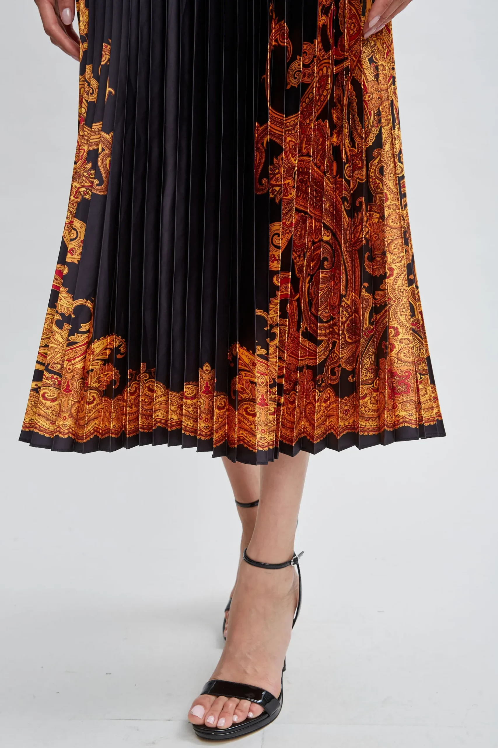 Elie Tahari Dresses & Jumpsuits-Paisley Pleated Midi Dress NOIR/GILDEDDREAMPRINT