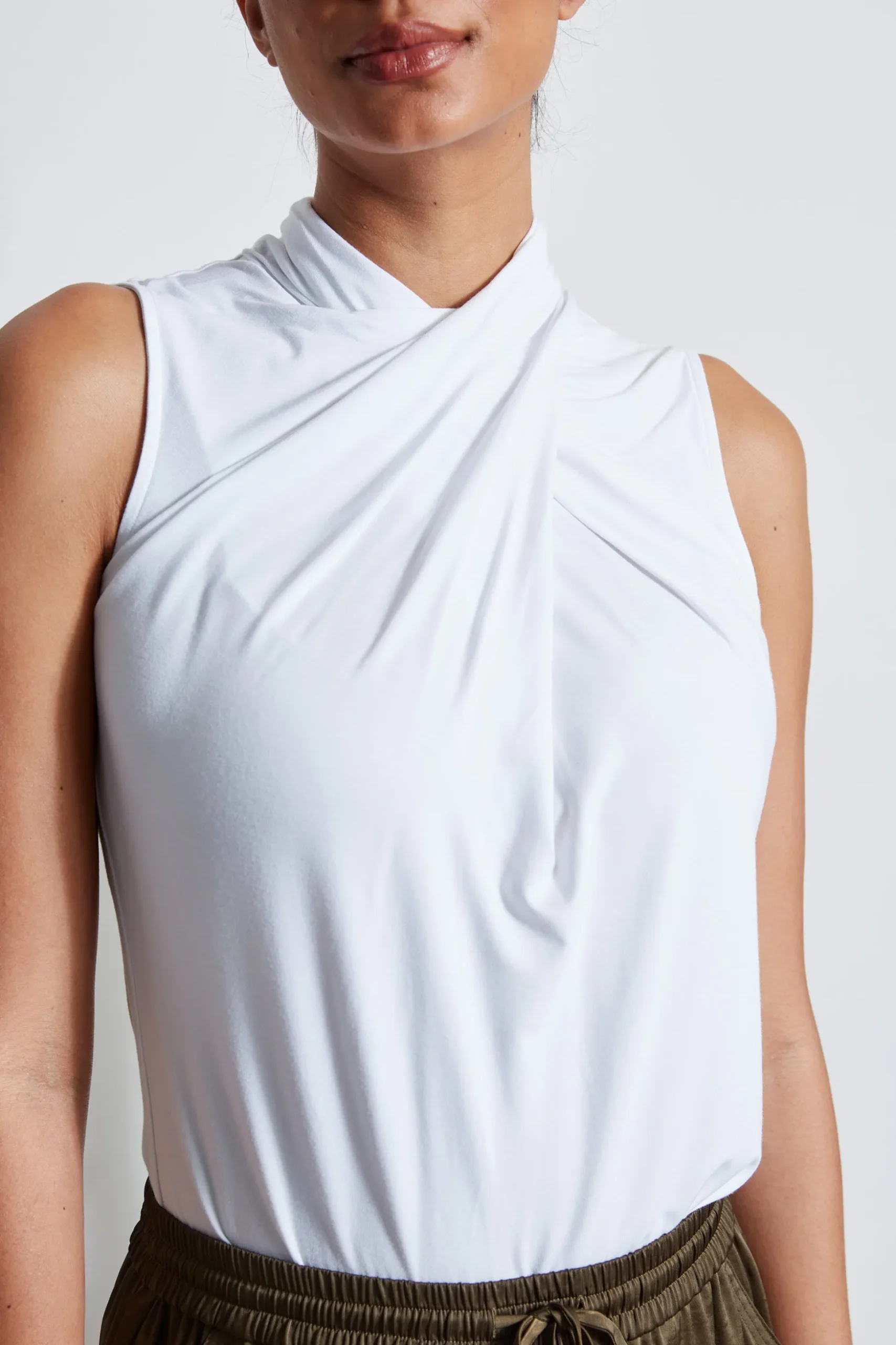 Elie Tahari Tops & Sweaters-Sleeveless Twist Knit WHITE